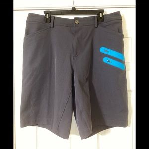 mens size 40 lululemon shorts
